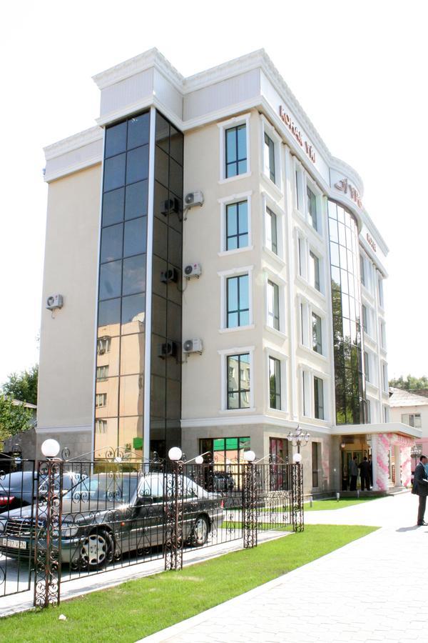 Hotel Luxurious Taraz Zewnętrze zdjęcie