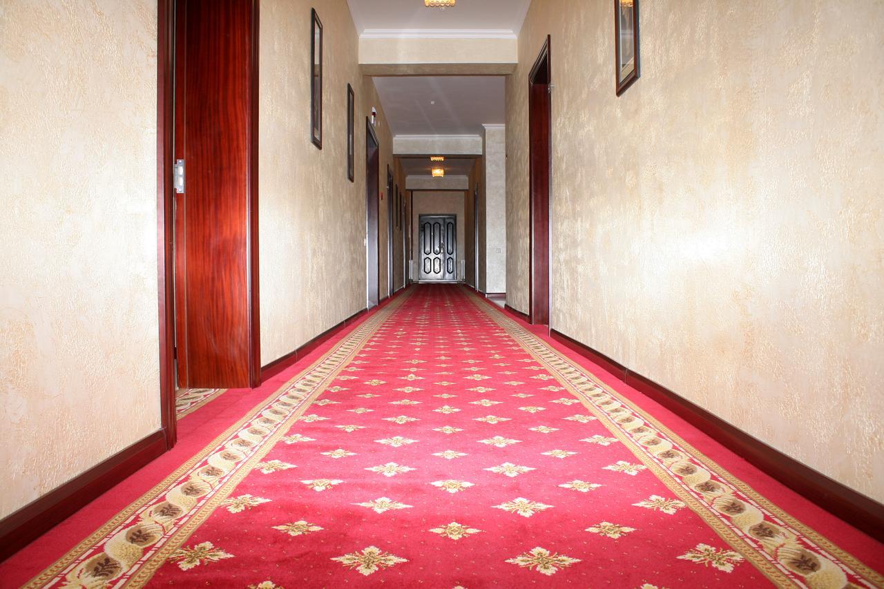 Hotel Luxurious Taraz Zewnętrze zdjęcie